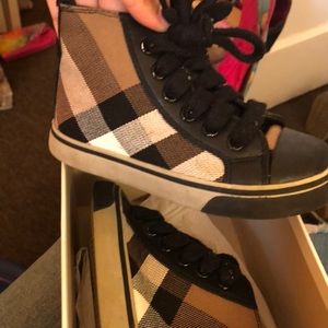Burberry sneakers for toddlers